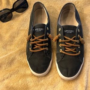 Sperry tennis sneakers